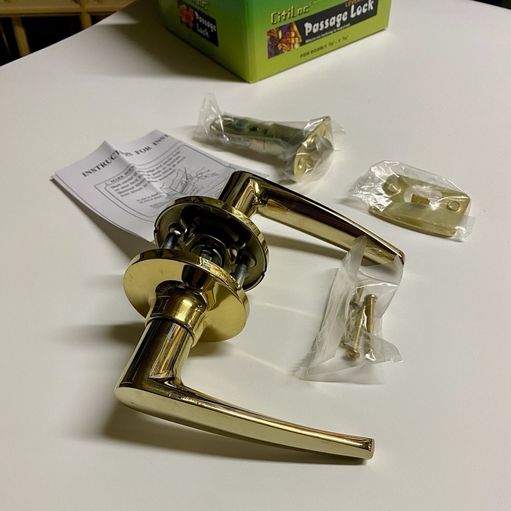 Polished Brass Florence Passage Lock, Straight Lever brand new in box
